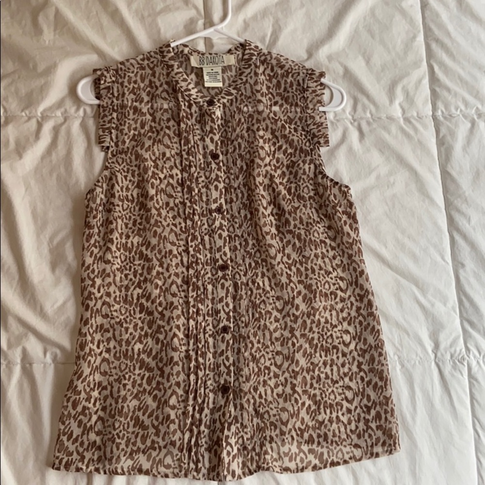 BB Dakota sheer animal print tank